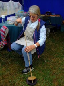 Spinning with a Navajo spindle